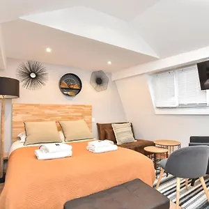 Cmg Résidence Strasbourg-saint Denis / Beauregard , París Francia