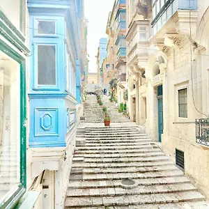 3-bedroom Townhouse Valletta